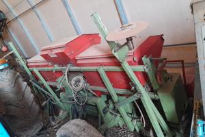 Seminatrice mais nodet