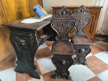 Coppia sedie e tavolino antiche neorinascimentali 