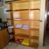 Libreria in frassino per ragazzi