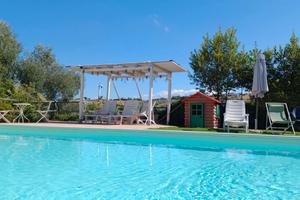 Vacanza collina mare con piscina