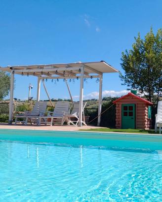 Vacanza collina mare con piscina