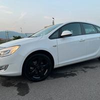 opel astra 110cv diesel 2012
