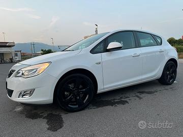 opel astra 110cv diesel 2012
