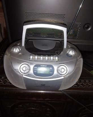 Radio con lettore CD e audiocassette 