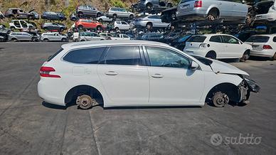 PEUGEOT 308 2018 SOLO PER RICAMBI
