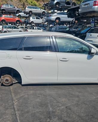 PEUGEOT 308 2018 SOLO PER RICAMBI