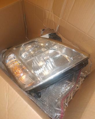 Faro anteriore DX Opel Meriva