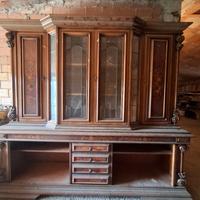 Mobile antico in legno- sala da pranzo