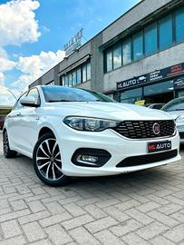 Fiat Tipo 1.6 Mjt 4 porte Lounge