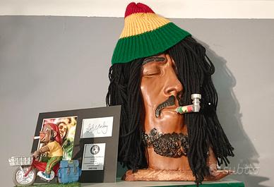 scultura bob Marley+gadget 