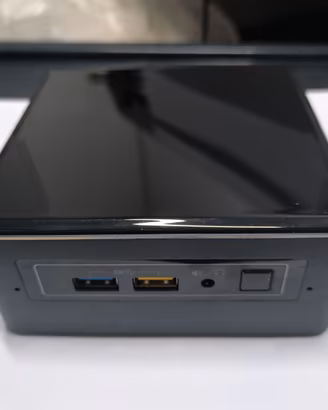 Intel NUC 7 NUC7I7BNH, Mini Pc Intel Core i7-7567U