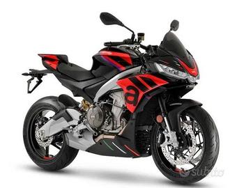 Aprilia Tuono 660