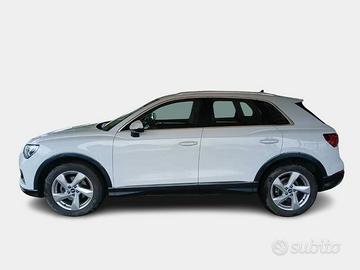 AUDI Q3 35 TDI quattro S tronic Business Advanced