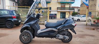 Piaggio MP3 250