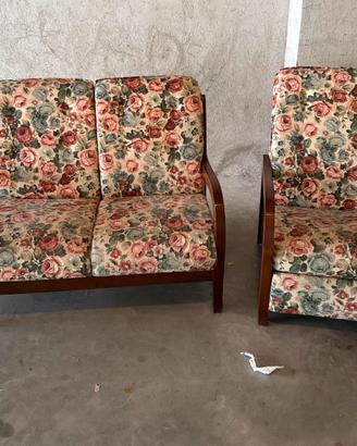 Salotto in Legno e Tessuto Floreale Vintage