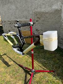 Brand new giant glory frame