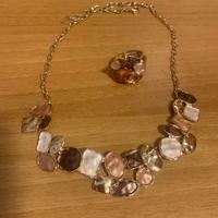 Anello e collana