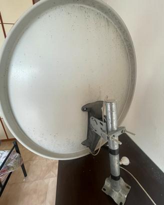 Antenna parabolica
