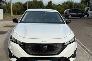 Peugeot 308 1.5 131cv eat 8 allure pack