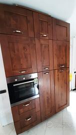 Cucina in noce
