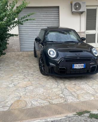mini cooper jhon cooper works