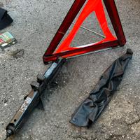 Triangolo emergenza + cric