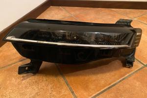 faro anteriore sx renault megane e-tech