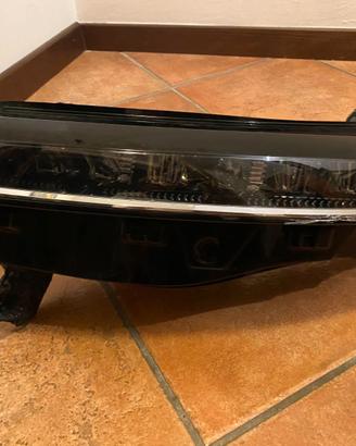 faro anteriore sx renault megane e-tech