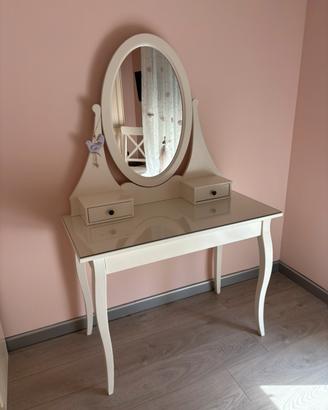 Consolle trucco ikea