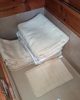 Coperte di lana costume sardo Osilo 