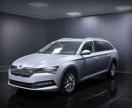 SKODA Superb 2.0 TDI 150 CV DSG Wagon Executive