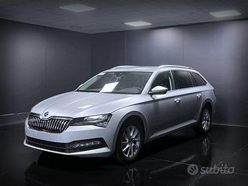 SKODA Superb 2.0 TDI 150 CV DSG Wagon Executive