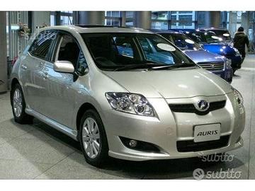 Parabrezza Toyota Auris 1 serie dal 2007 al 2012