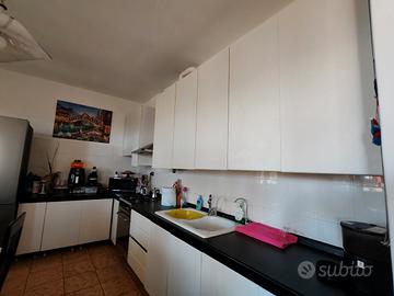 cucina completa di forno 