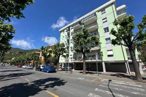 Appartamento di 105 m² con 5 locali e box auto a A