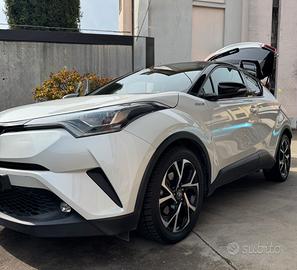 Toyota C-HR Hybrid 1.8 benzina/elettrica, 57.600km