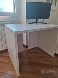 Scrivania 
