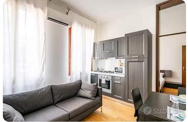 BILOCALE RISTRUTTURATO in CENTRO STORICO