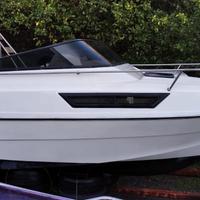 Motoscafo semicabinato Acquaviva