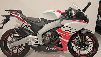 Aprilia RS 125 King Snake White