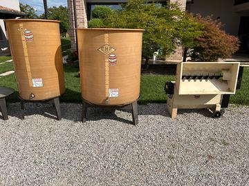 Pigiadiraspatrice e contenitori in vetro resina