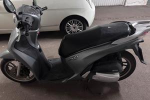 Honda 125 sh