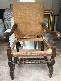 Poltrona a trono antica