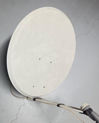 Parabola satellitare 80cm con motore 