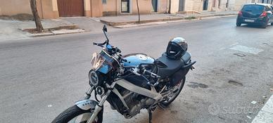 Honda Revere NTV 650cc