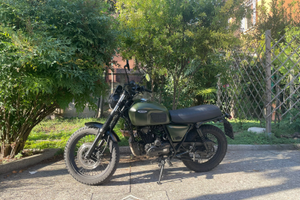 Brixton , base, 125cc