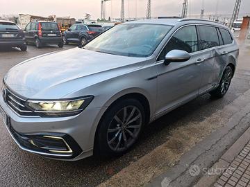 VOLKSWAGEN PASSAT 1.4GTE 2021