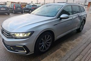 VOLKSWAGEN PASSAT 1.4GTE 2021
