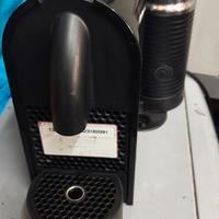macchina da caffè DeLonghi Nespresso 