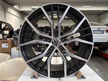 CERCHI NUOVI IN LEGA VOLKSWAGEN RAGGIO 19